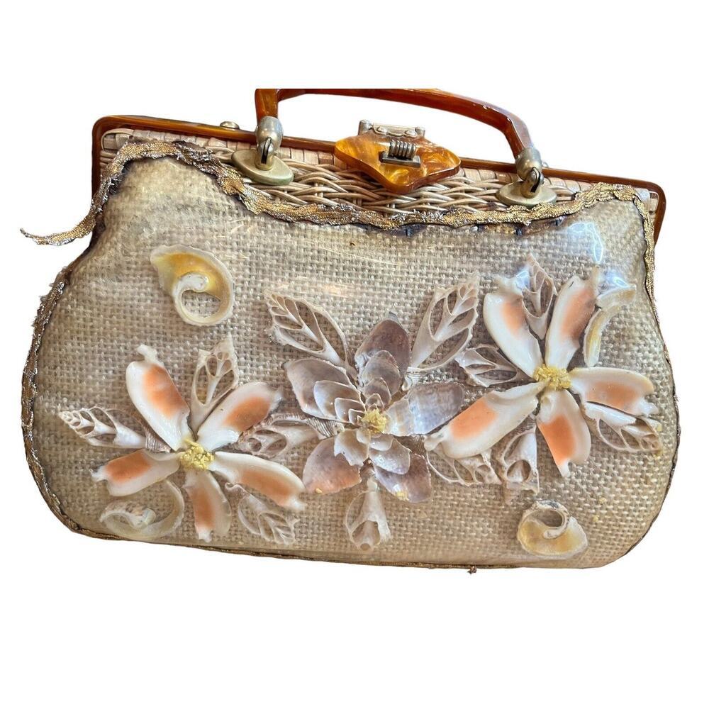 Vintage Purse Flower Shells Rattan Lucite Handle Tropical USA 1960s Grandma-core